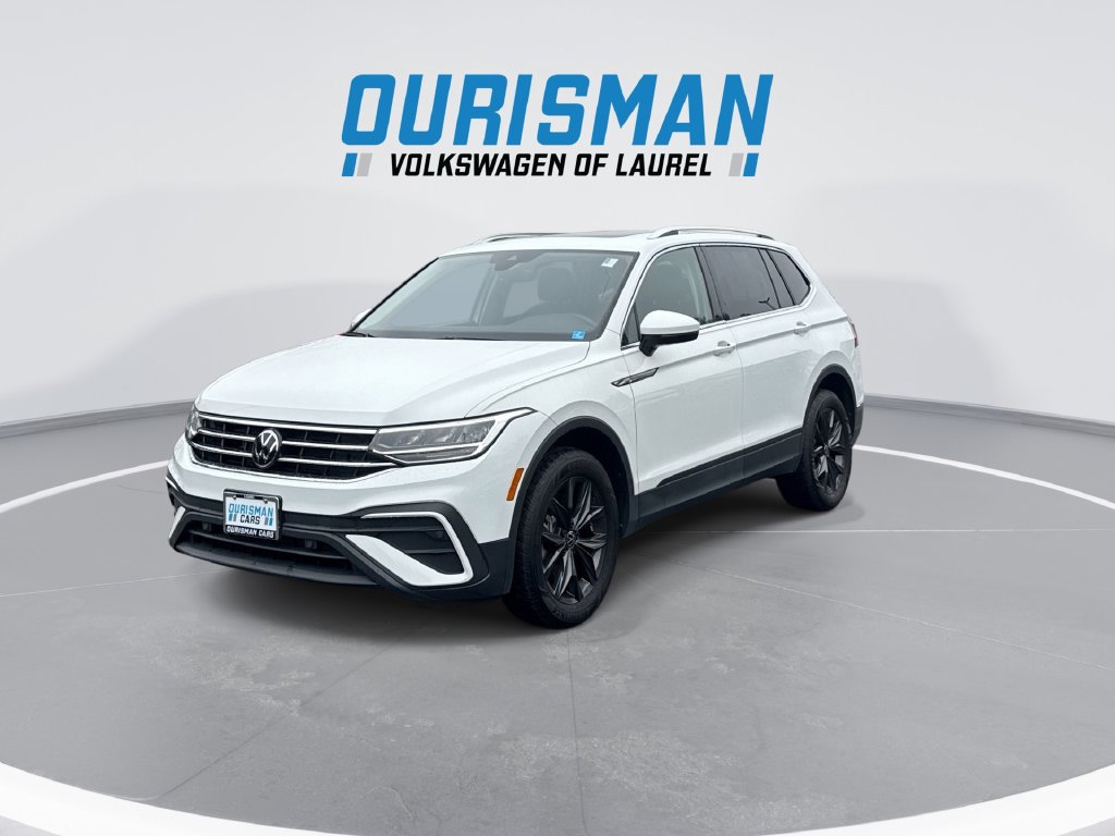 Used 2024 Volkswagen Tiguan SE AWD/4WD image 4