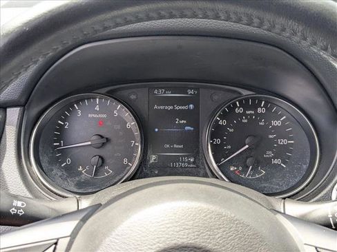 Used 2017 Nissan Rogue SV AWD/4WD image 8
