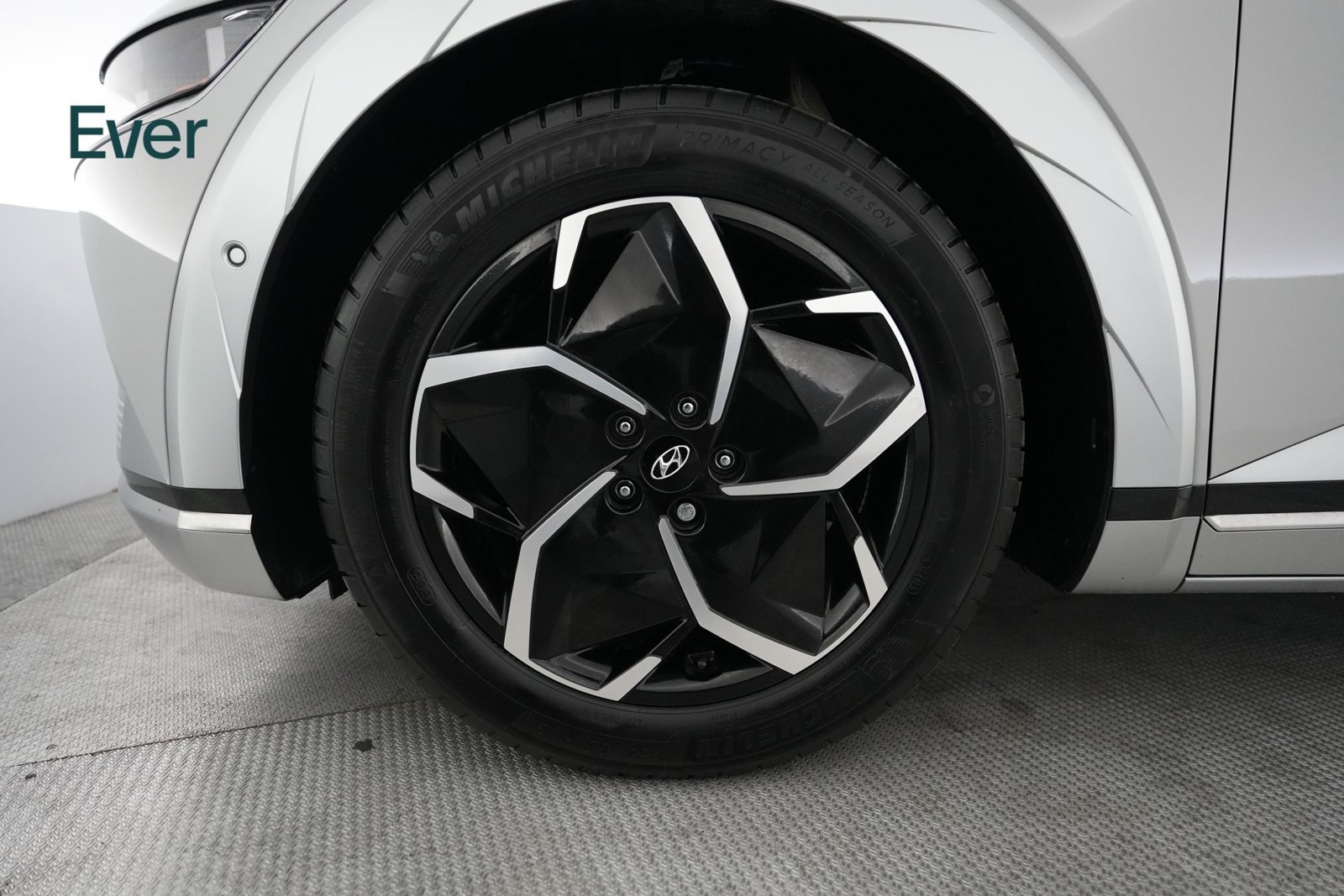 Used 2024 Hyundai Ioniq 5 Limited RWD image 19
