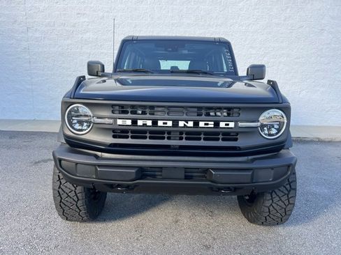 New 2025 Ford Bronco 4-Door image 2