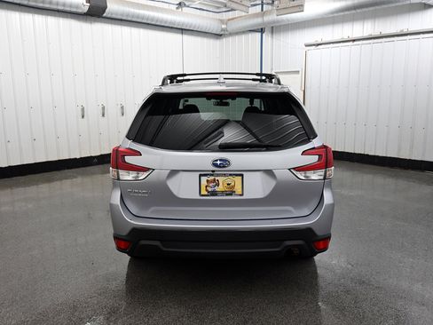 Used 2021 Subaru Forester Premium image 36