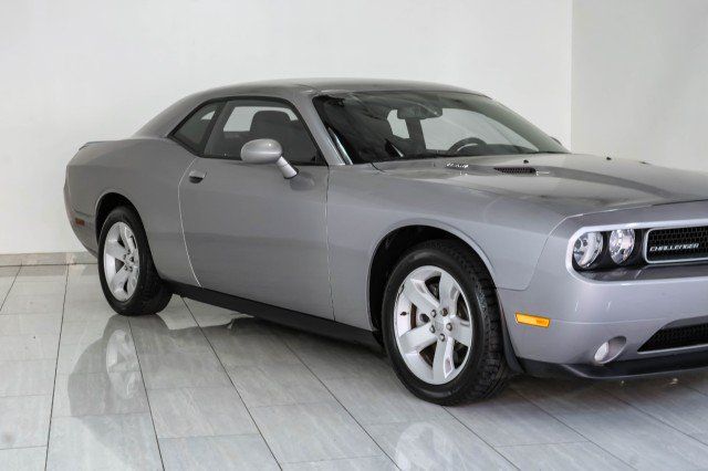 Used 2013 Dodge Challenger R/T RWD image 37