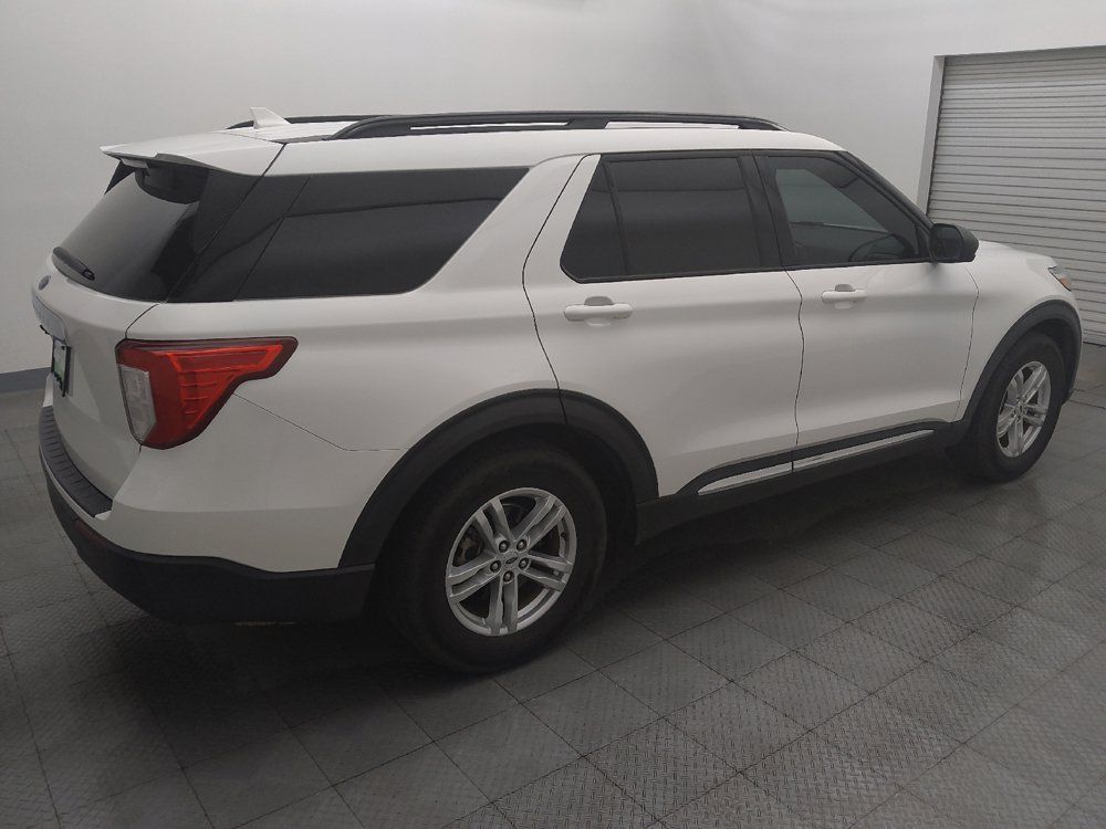 Used 2021 Ford Explorer XLT RWD image 10