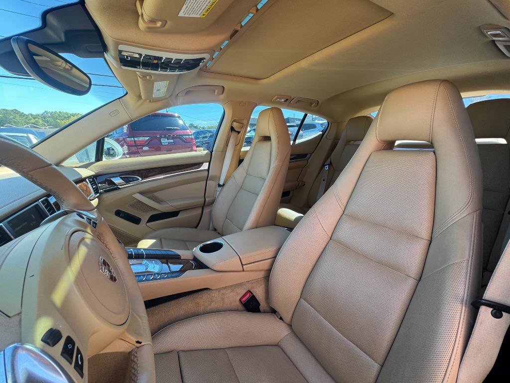 Used 2014 Porsche Panamera 4 AWD/4WD image 13