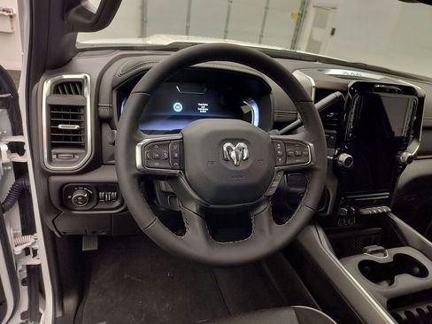 Used 2025 RAM 2500 Laramie w/ Towing Technology Group image 4