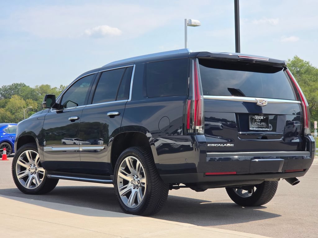 Used 2020 Cadillac Escalade Premium Luxury AWD/4WD image 28
