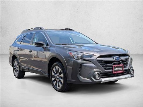 Used 2025 Subaru Outback Limited XT AWD/4WD image 3