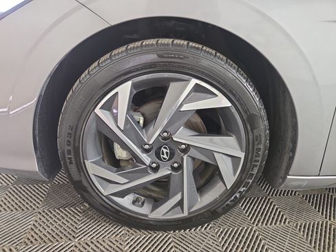 Used 2024 Hyundai Elantra Limited FWD image 35