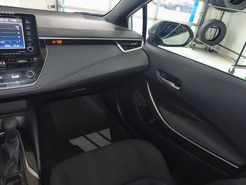 Used 2022 Toyota Corolla SE image 15