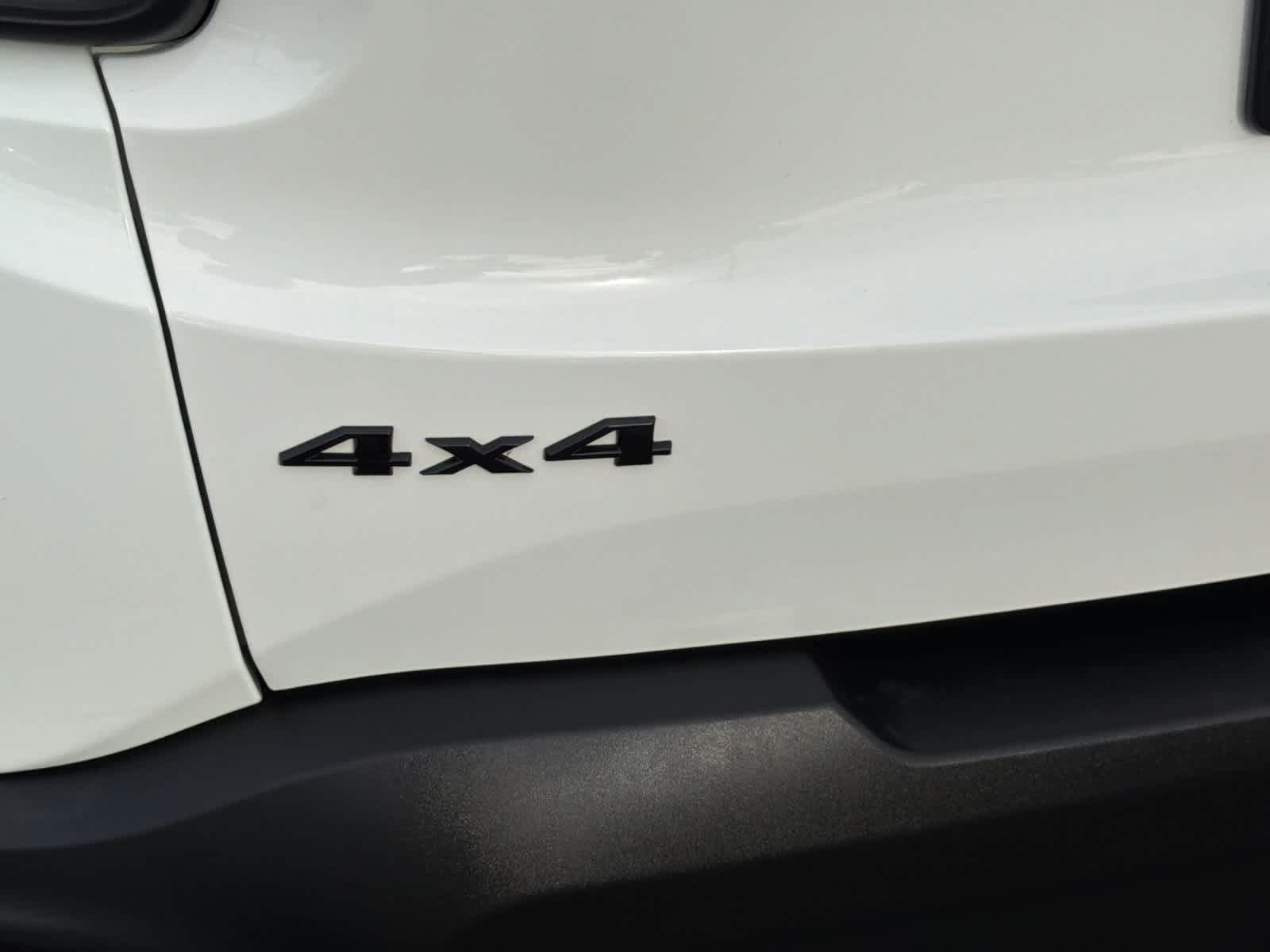 Used 2023 Jeep Renegade Trailhawk AWD/4WD image 31