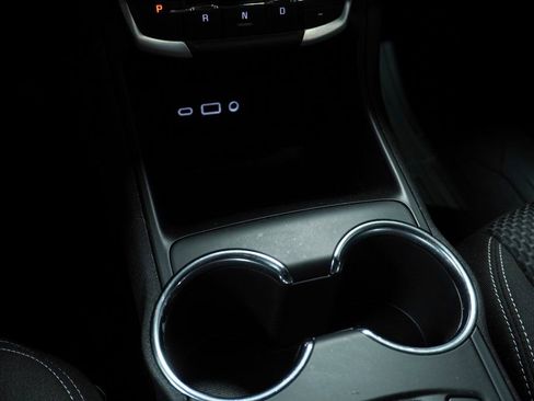 Used 2023 GMC Terrain SLE w/ Driver Convenience Package image 18