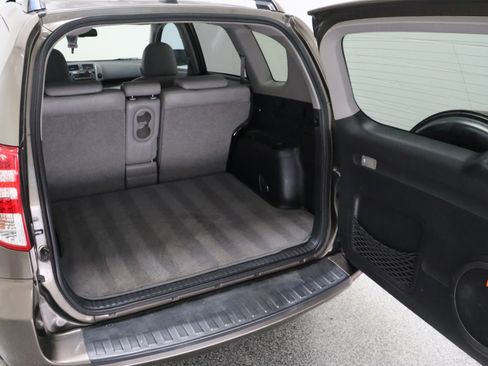 Used 2011 Toyota RAV4 Limited w/ Limited Extra Value Pkg FWD image 31