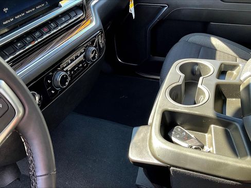 Used 2023 Chevrolet Silverado 1500 RST w/ Rally Edition image 11