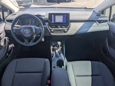 Used 2025 Toyota Corolla LE FWD image 14