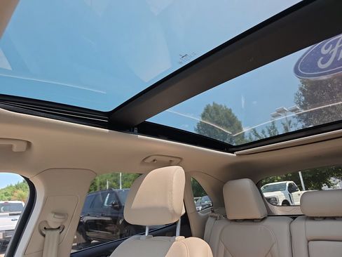 Used 2019 Lincoln MKC Reserve AWD/4WD image 29