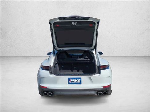 Used 2024 Porsche Panamera image 6