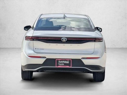 New 2026 Toyota Crown XLE image 8