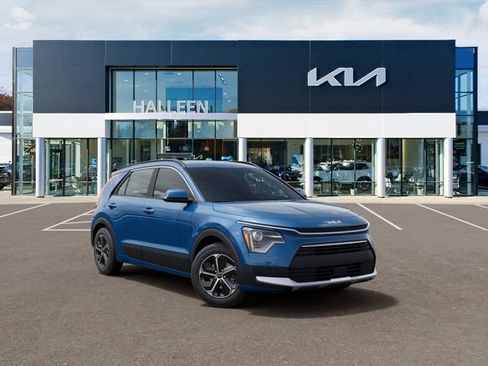 New 2026 Kia Niro EX FWD image 8