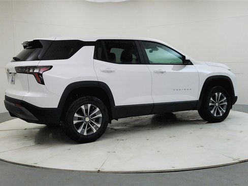 New 2026 Chevrolet Equinox LT w/ Safety and Technology Package image 7