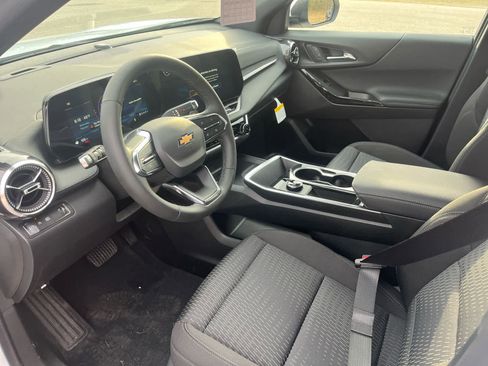 New 2026 Chevrolet Equinox LT w/ Safety and Technology Package image 12