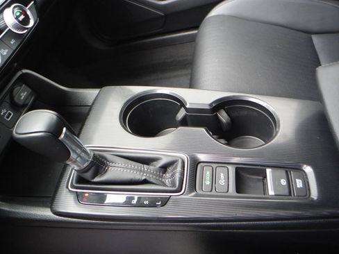 Used 2024 Honda Civic EX-L image 18