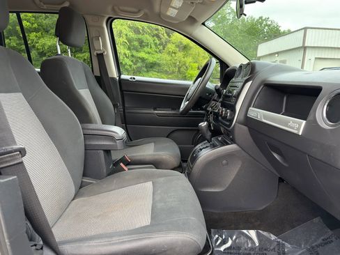 Used 2014 Jeep Compass Sport w/ Power Value Group AWD/4WD image 18