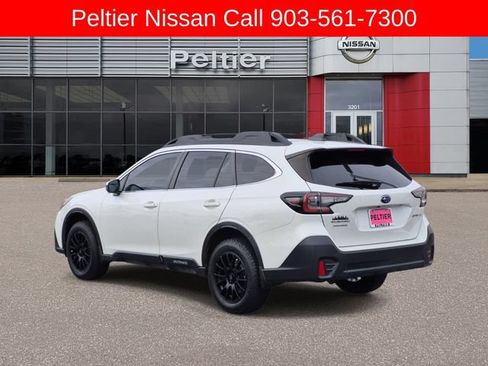 Used 2022 Subaru Outback Premium AWD/4WD image 4