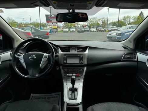 Used 2014 Nissan Sentra SR w/ Premium Package FWD image 19