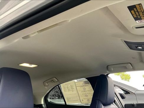 Used 2019 Lexus UX 250h w/ Accessory Package 2 AWD/4WD image 27