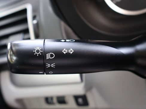Used 2018 Subaru Forester 2.5i AWD/4WD image 29