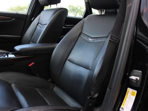 Used 2013 Cadillac XTS Premium FWD image 20