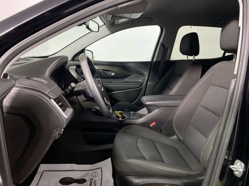 Used 2023 GMC Terrain SLE w/ Driver Convenience Package image 11