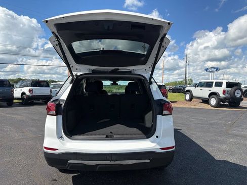 Used 2024 Chevrolet Equinox LT AWD/4WD image 5