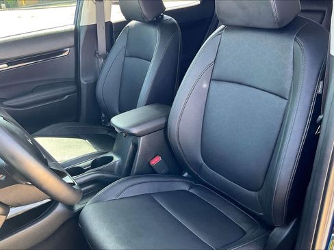 Certified 2026 Kia Seltos EX FWD image 9
