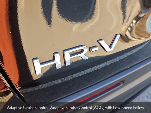 Certified 2025 Honda HR-V LX image 35
