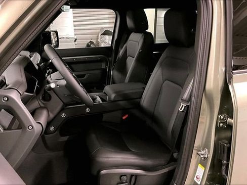 New 2025 Land Rover Defender 110 S image 8