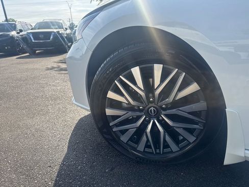 New 2026 Nissan Altima 2.5 SV FWD image 29
