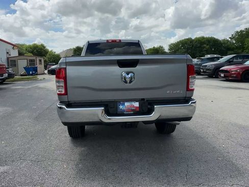 Used 2024 RAM 3500 Tradesman w/ Chrome Appearance Group image 7