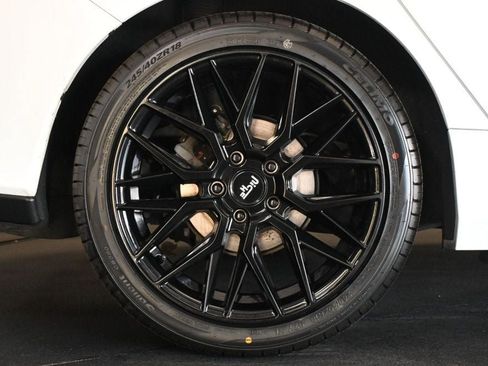Used 2019 Honda Civic EX-L image 9