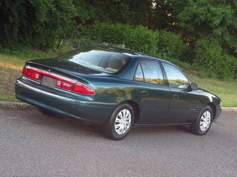Used 2002 Buick Century Custom w/ Special Edition Pkg FWD image 29