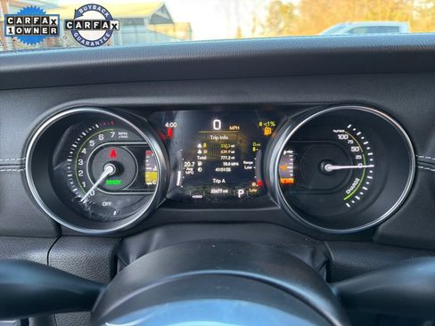 Used 2022 Jeep Wrangler Unlimited Rubicon 4xe w/ Cold Weather Group image 28