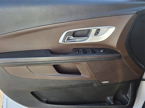 Used 2015 Chevrolet Equinox LTZ image 15