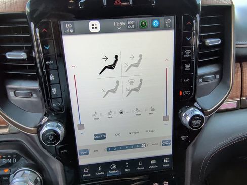 Used 2022 RAM 1500 Limited w/ Bed Utility Group image 28