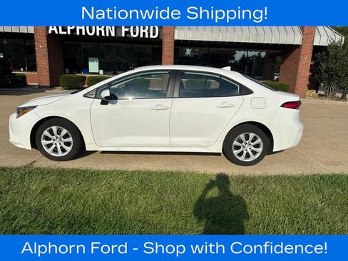 Used 2023 Toyota Corolla LE FWD image 5