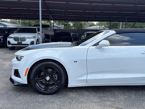 Used 2023 Chevrolet Camaro LT RWD image 8