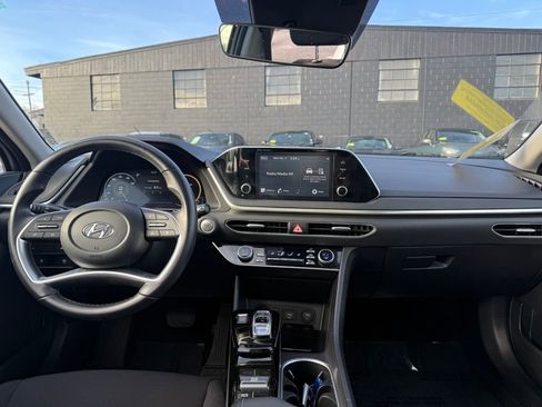 Used 2022 Hyundai Sonata SEL w/ Convenience Package image 18