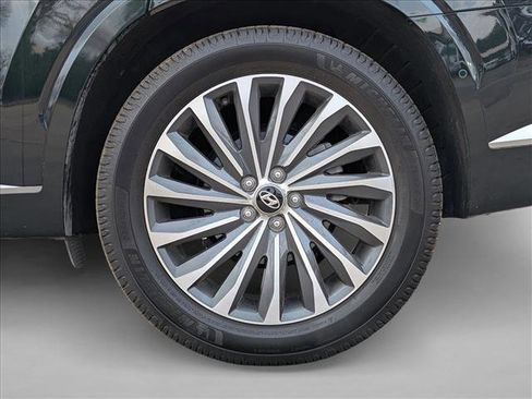 Used 2024 Hyundai Palisade Calligraphy image 9