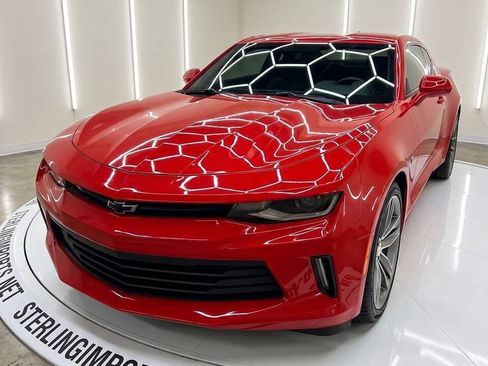 Used 2017 Chevrolet Camaro LT RWD image 1