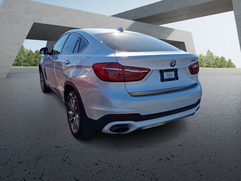 Used 2018 BMW X6 xDrive50i AWD/4WD image 3