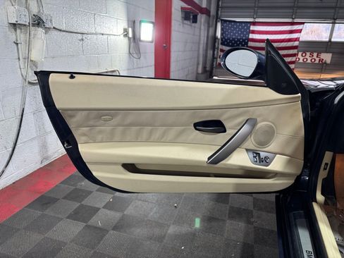 Used 2003 BMW Z4 3.0i image 8